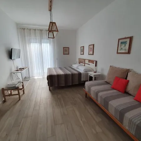 Bed & Breakfast Criloro