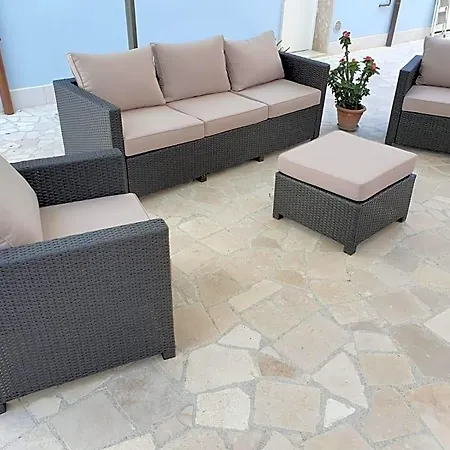 Bed & Breakfast Criloro 3*